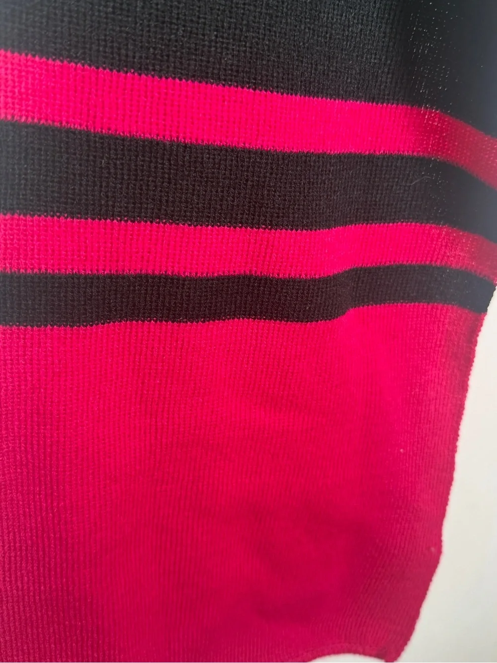 T-Mobile Tuesdays Black & Hot Pink Striped Knit Scarf